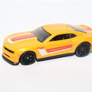 Hot Wheels 2012 Camaro CUSTOM keychain